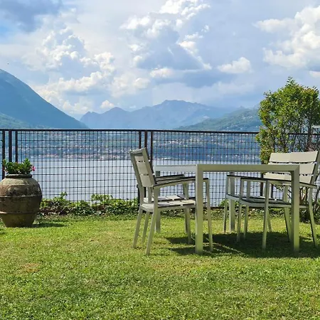 Villa Gli Ulivi - Ushuaia Apartment Lake & Garden View - Free Parking Apartment Perledo